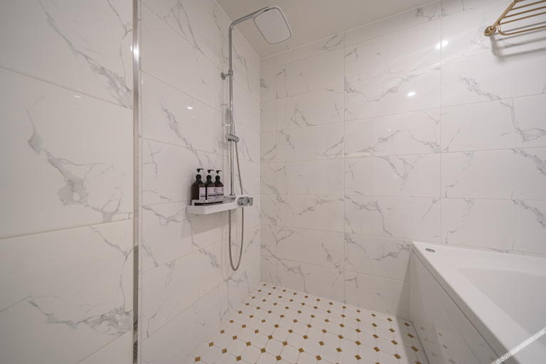 Bathroom 5, Wolgot Avenue S, Siheung