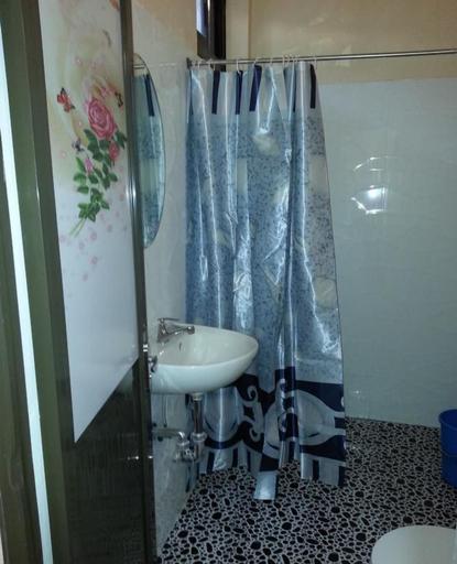Bathroom 3, V.하우스차일드 트랜션트 하우스 B, Alaminos City