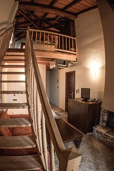 Others 2, Titagion Hotel, Thessaly