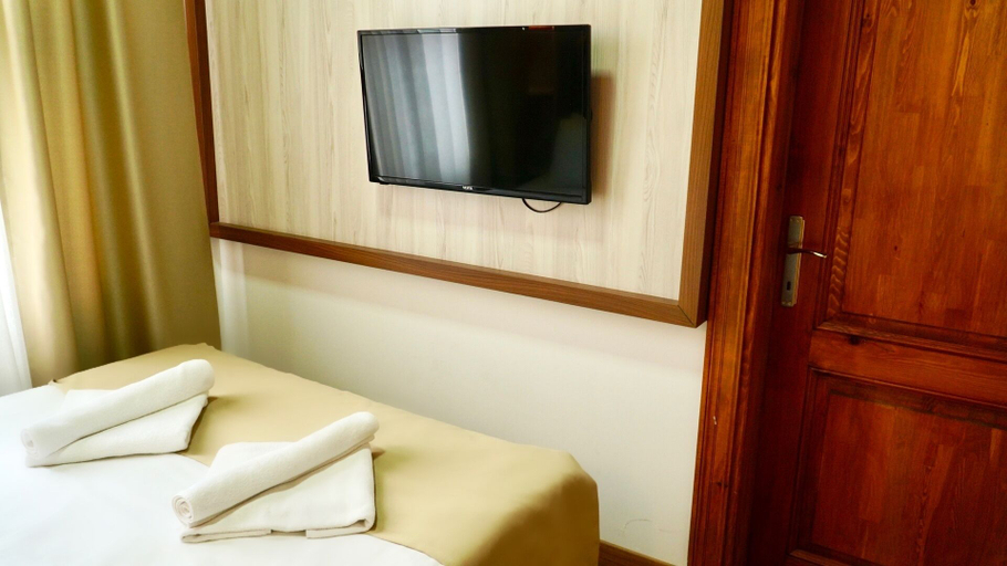 Bedroom 4, Qonaq Hotel, Fatih
