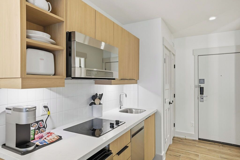 Others 5, Blue Mountain Resort Mosaic Suites, Grey