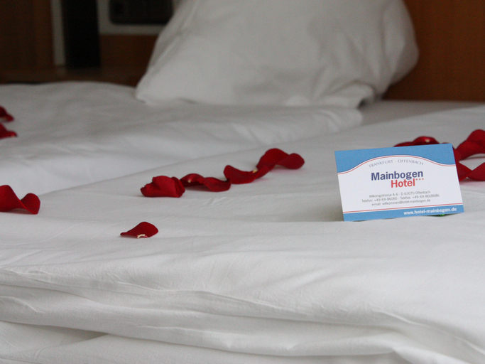 Bedroom 4, Mainbogen Hotel, Offenbach am Main