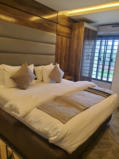 Room 3, Ri-Seingon Luxury Hotel, Akwanga