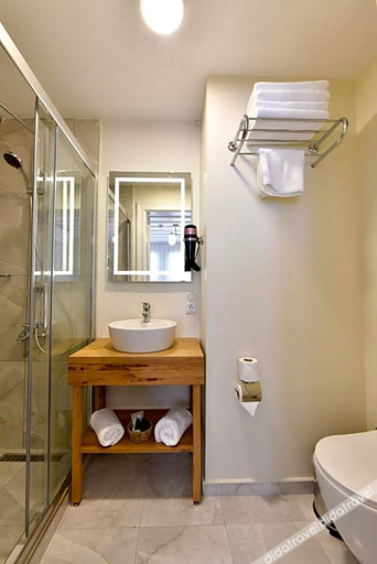 Bathroom 5, Agras Istanbul, Fatih