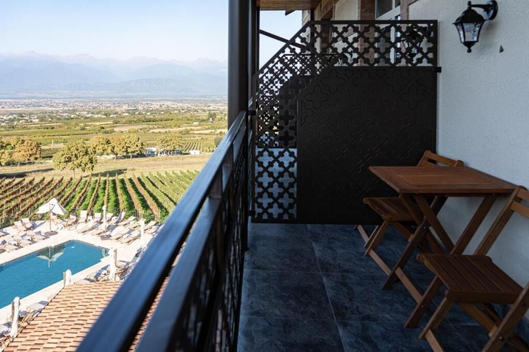 Outdoor dining, Agarani Estate, Telavi