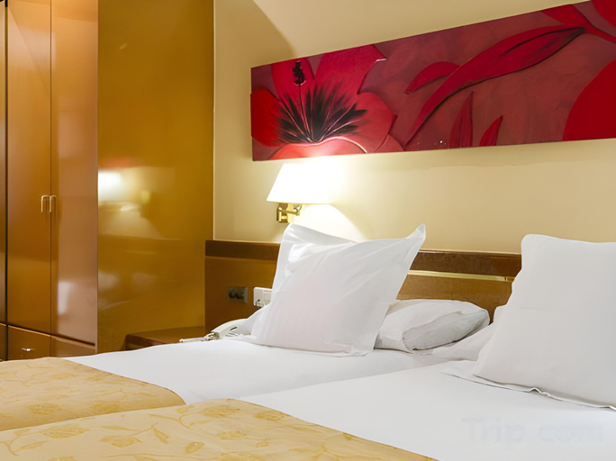 Bedroom 3, Aparthotel Acacia Suites, Barcelona