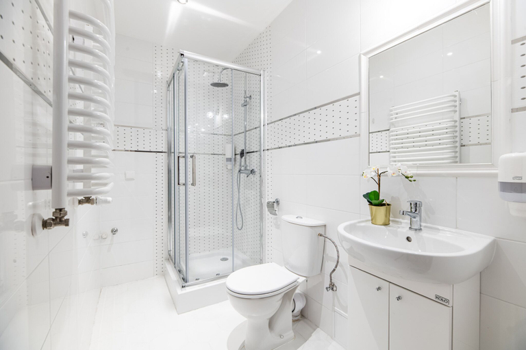Bathroom 3, Dietla 32 Residence, Kraków City