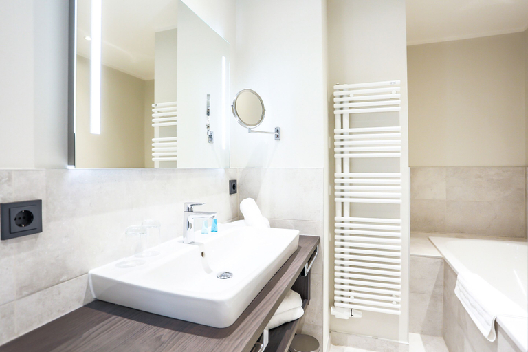 Bathroom 3, Maremüritz Yachthafen Resort, Mecklenburgische Seenplatte