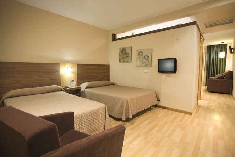 Bedroom 4, Hotel Mar de Plata, Lugo