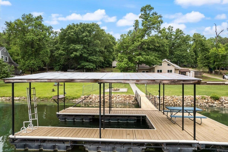 Lake view 3, Lakefront House Next to Camden On The Lake, Camden