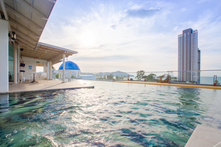 Sport & Beauty, Costa Beach Residence and Jacuzzi, Sattahip