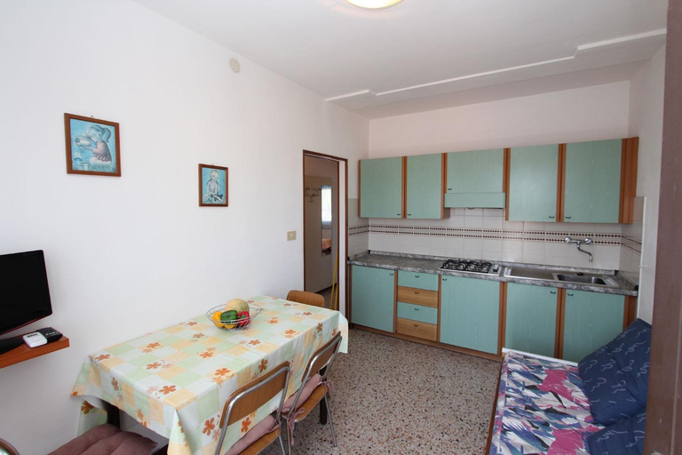 Shared lounge/TV area, Cozy apartment near the beach, Venezia