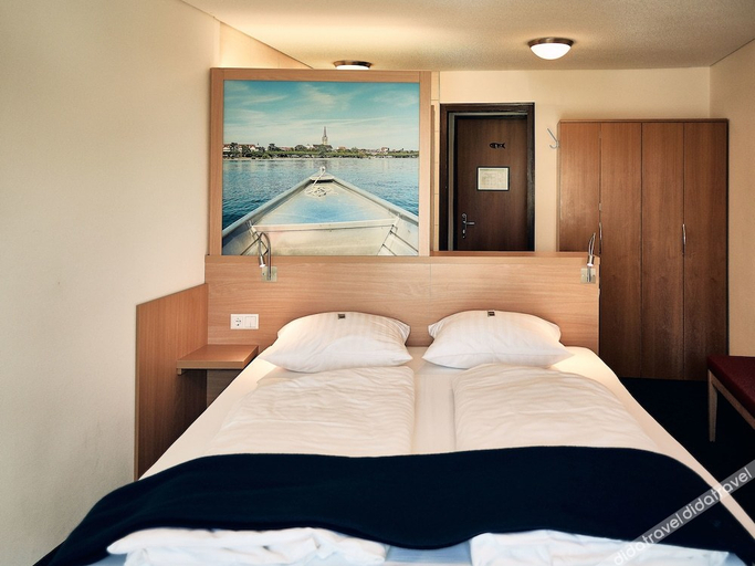 Bedroom 2, Gasthaus Schiff, Konstanz