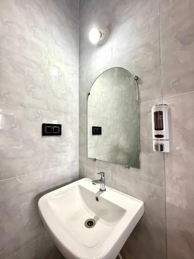 Bathroom 2, Salt & Coco, North Goa