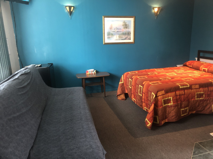 Bedroom 2, Motel Le Voyageur, La Rivière-du-Nord