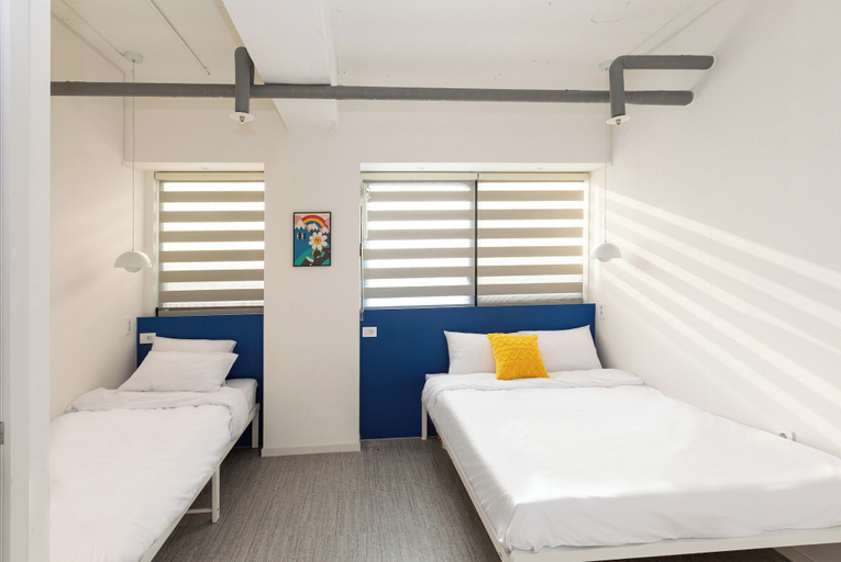Room 3, THEZIP Hotel, Mapo