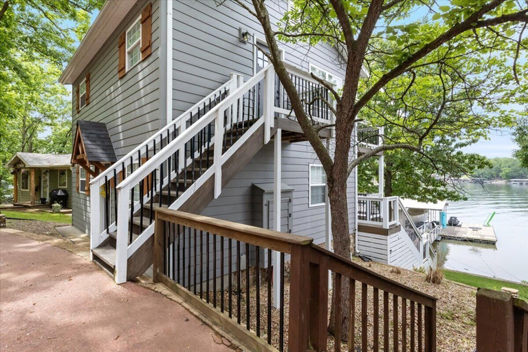Exterior 4, The Kelley's Lakefront Escape Loto, Camden