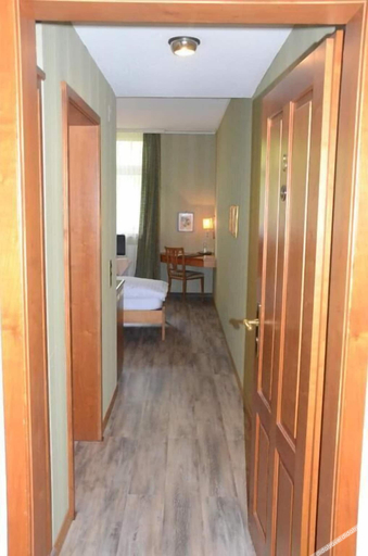Bedroom 2, Gasthof Lowen Worb bei Bern, Konolfingen