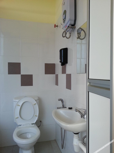 Bathroom 5, Sakiza View Mersing, Mersing