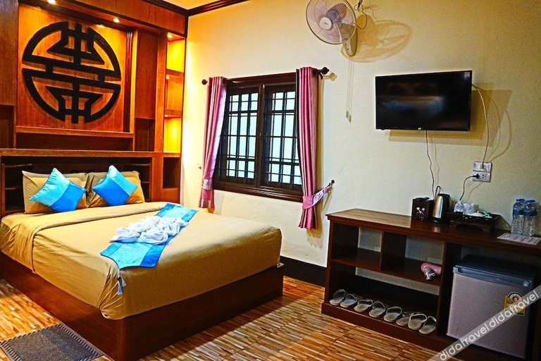 Bedroom 2, Chasa Rakthai Resort, Muang Mae Hong Son