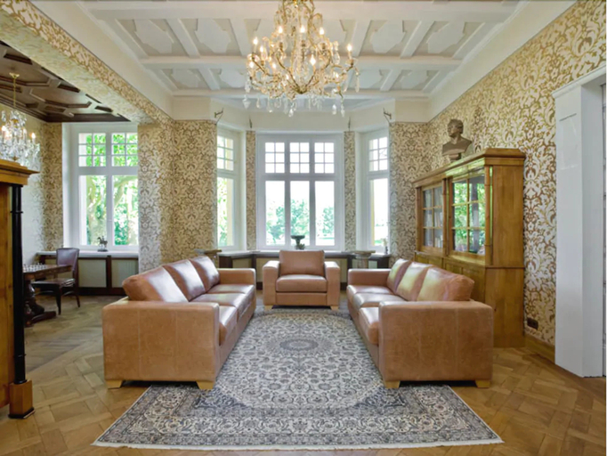 Public Area 3, Bernsteinschloss Wendorf, Ludwigslust-Parchim