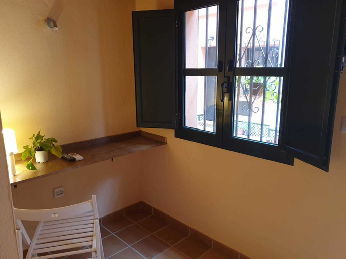 Others 4, Hostal Flamingo, Huelva