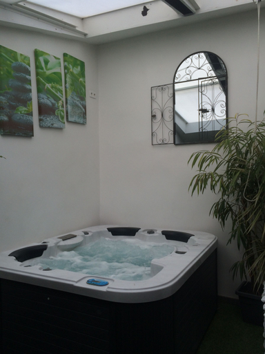 Bathroom 5, Les Chambres de Naevag, Bouches-du-Rhône