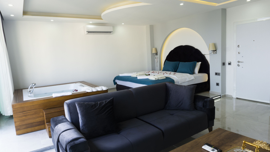 Others 2, Yelken Apart Hotel, Antalya
