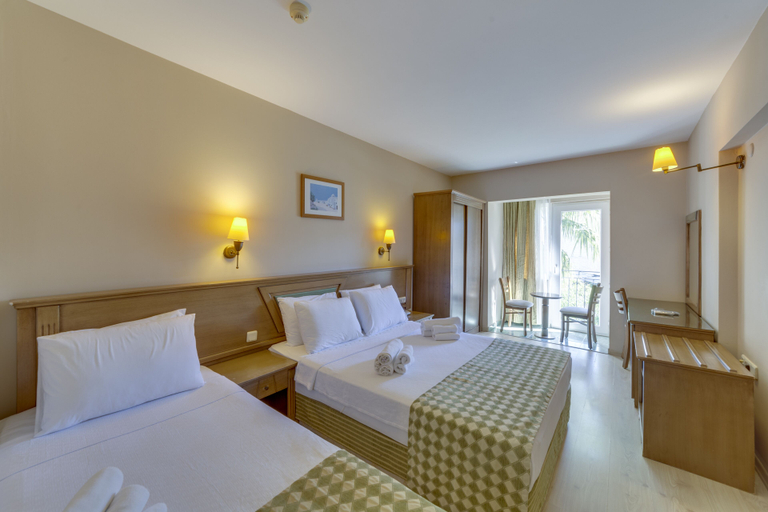 Bedroom 5, Smart Stay Beach Bodrum - All inclusive, Bodrum