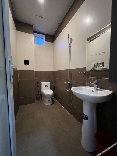 Bathroom, Bob Hotel 2, Buon Ma Thuot