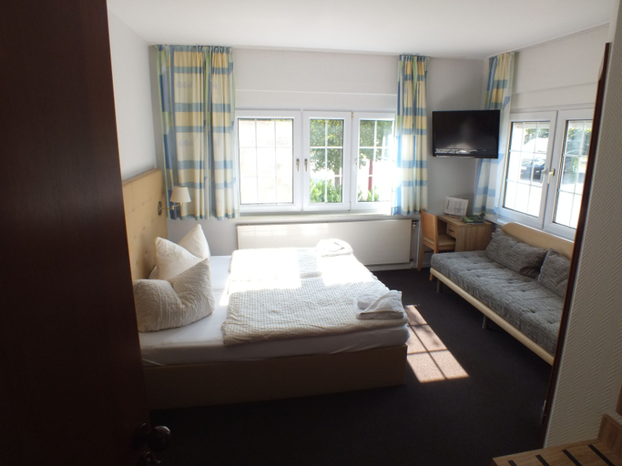 Bedroom 2, Seehotel & Restaurant Karlslust, Oder-Spree