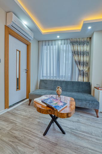 Others 4, New Galata Hotels, Beyoğlu