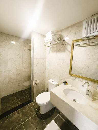 Bathroom 5, HANN OTEL, Merkez
