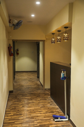 Public Area 1, Hotel Pub Street Inn, Thane
