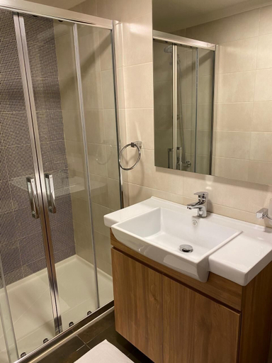 Bathroom 3, Shade Suites and Studios, Beirut