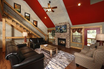 Bedroom, Movie DiveInn - Four Bedroom Chalet, Sevier