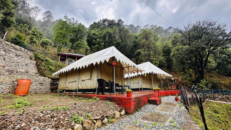 Property grounds 3, Myrica Cottages Kainchidham By Stayora, Nainital