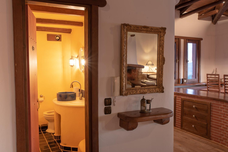 Bathroom 3, Cypresses Villas, Thessaly