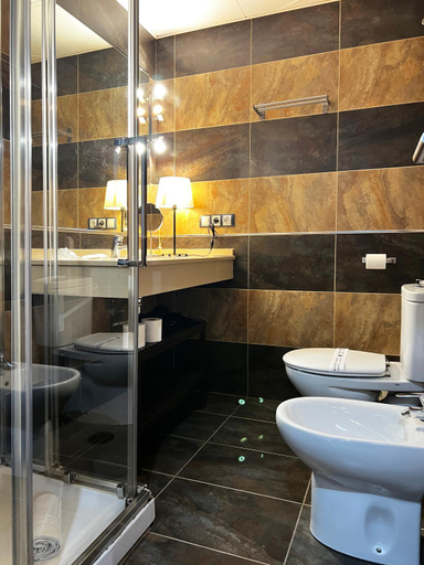 Bathroom 3, Suite Apartment City Center - Aloha Sevilla, Sevilla