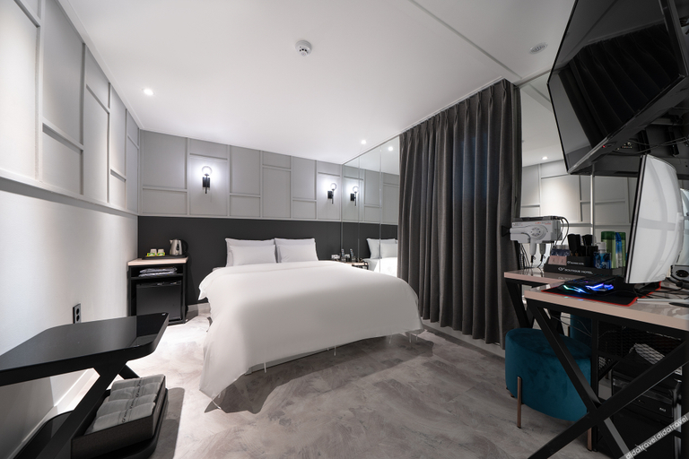 Bedroom 3, Yongin Everland Station G7, Yongin