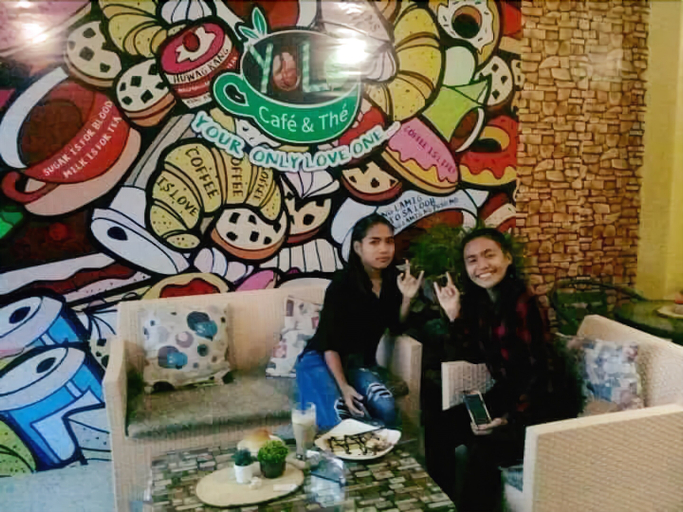Food & Drinks 3, M2R APARTELLE, Balasan