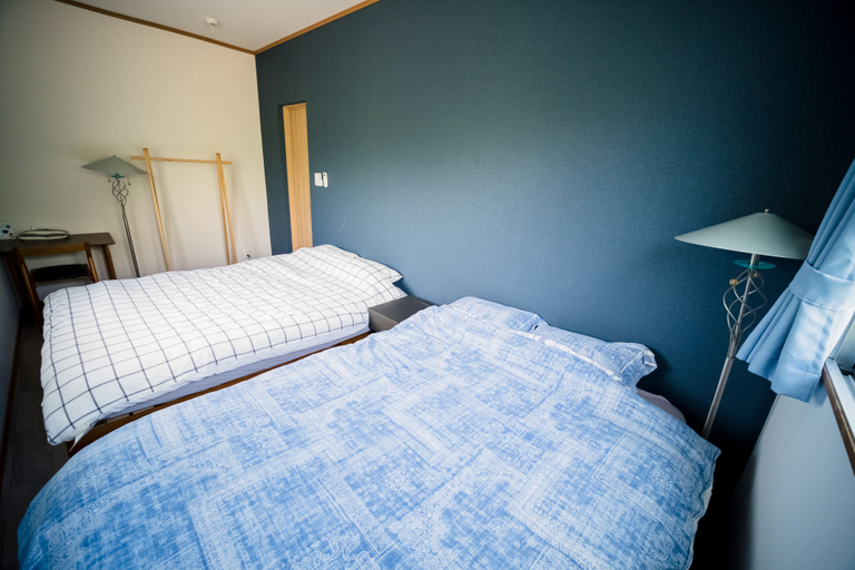 Bedroom 3, yellowsubmarineokinawa, Motobu