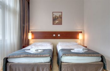 Others 2, City Partner Hotel Gloria, Praha 8