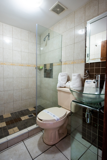 Bathroom 3, Hotel Closbi Km6, Cuauhtémoc