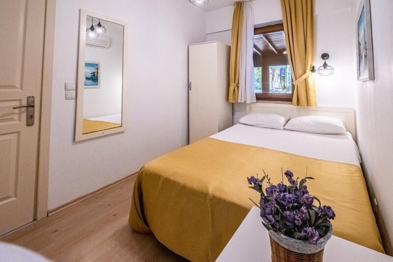 Bedroom 4, Heredot Otel, Bozcaada