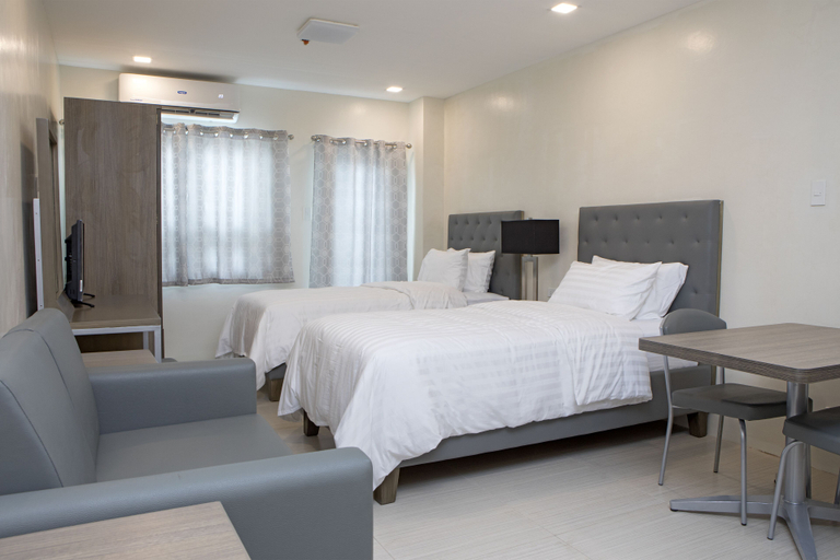 Bedroom 3, Hotel Merlo, Makati City