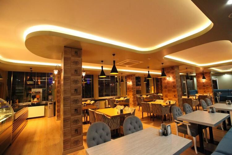 Food & Drinks 4, アカー ホテル(Akar Hotel), Merkez