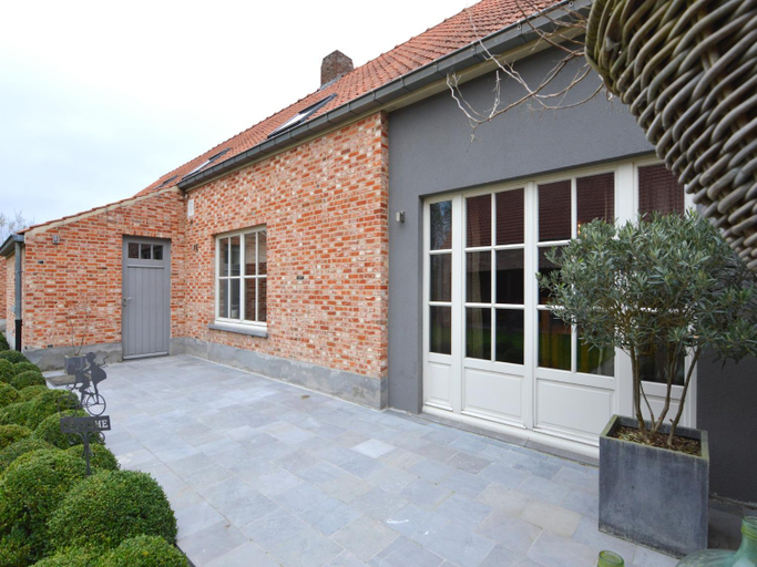 Others 2, Holiday Home in Geel with Sauna, Antwerpen