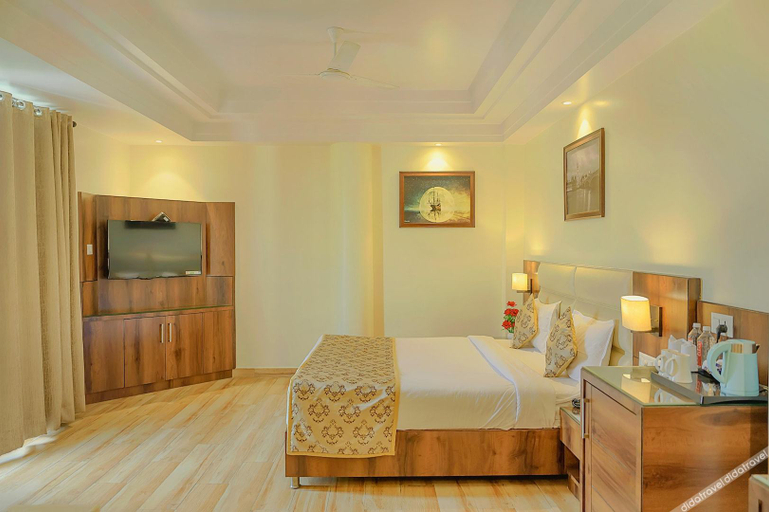 Bedroom 3, Hotel Hira Inn, Kaushambi