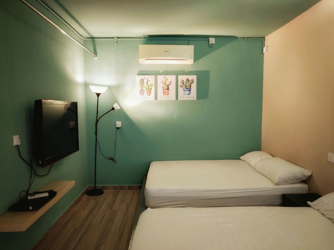 Bedroom 3, Beds In Garden Hostel Sdn Bhd, Kinta